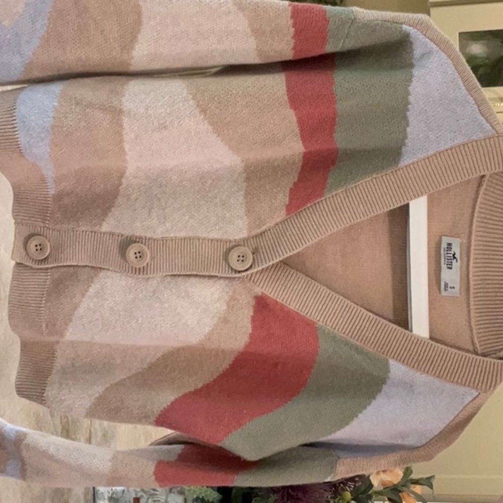 Hollister Cropped Sweater